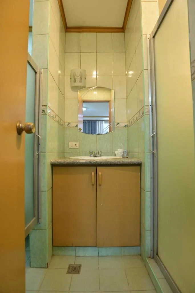 Amax Inn Makati Makati City 2*,  Philippines