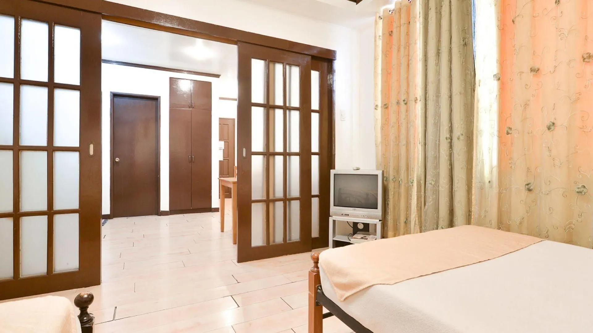 Amax Inn Makati Makati City